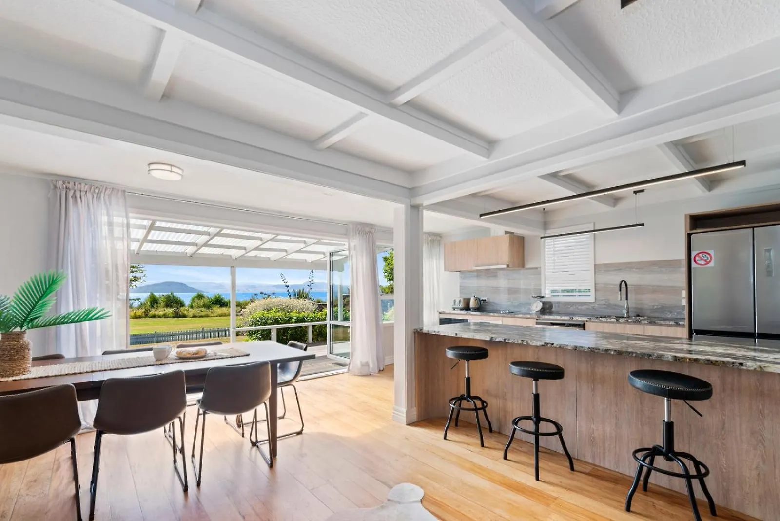 רוטורואה Ngongotaha Lakeside Home ניו זילנד